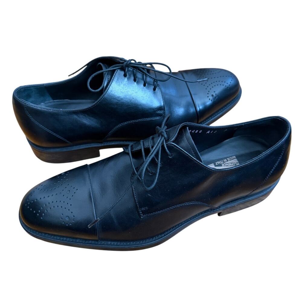 Salvatore Ferragamo Men's Like New Men's Black Leather Capped Oxford Shoes